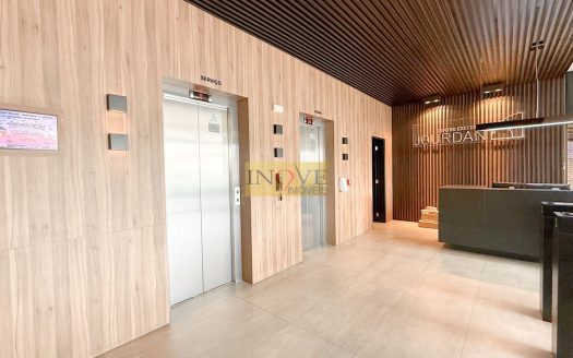 Sala comercial no centro executivo Jourdan – REF 2060