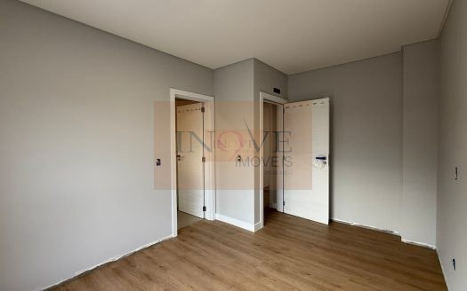 Sobrado Geminado no Amizade – REF 2062