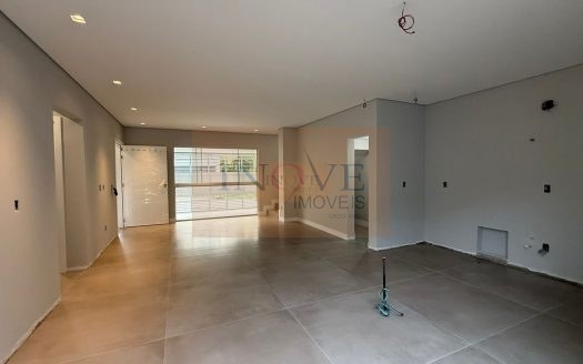 Sobrado Geminado no Amizade – REF 2062