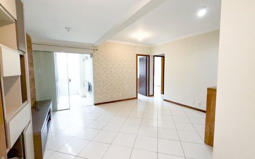 APARTAMENTO SEMIMOBILIADO – REF 6077